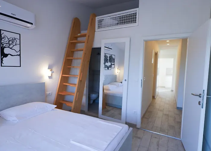 Salis Apartment *