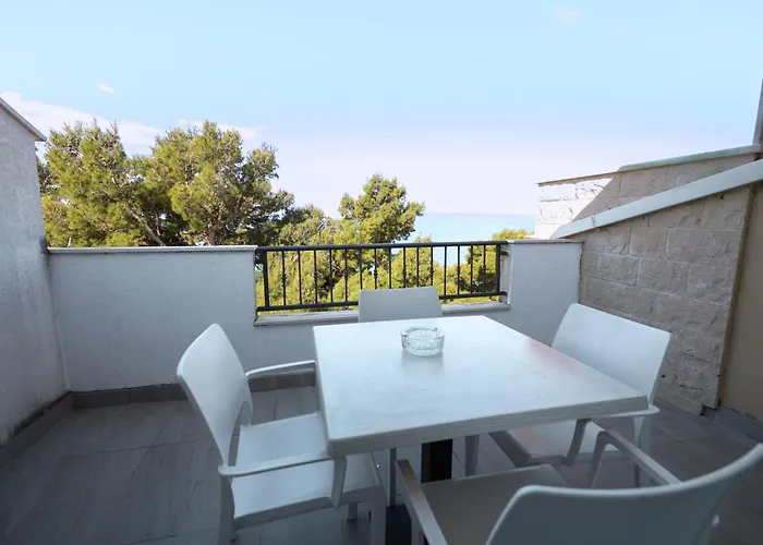 Apartment Salis *